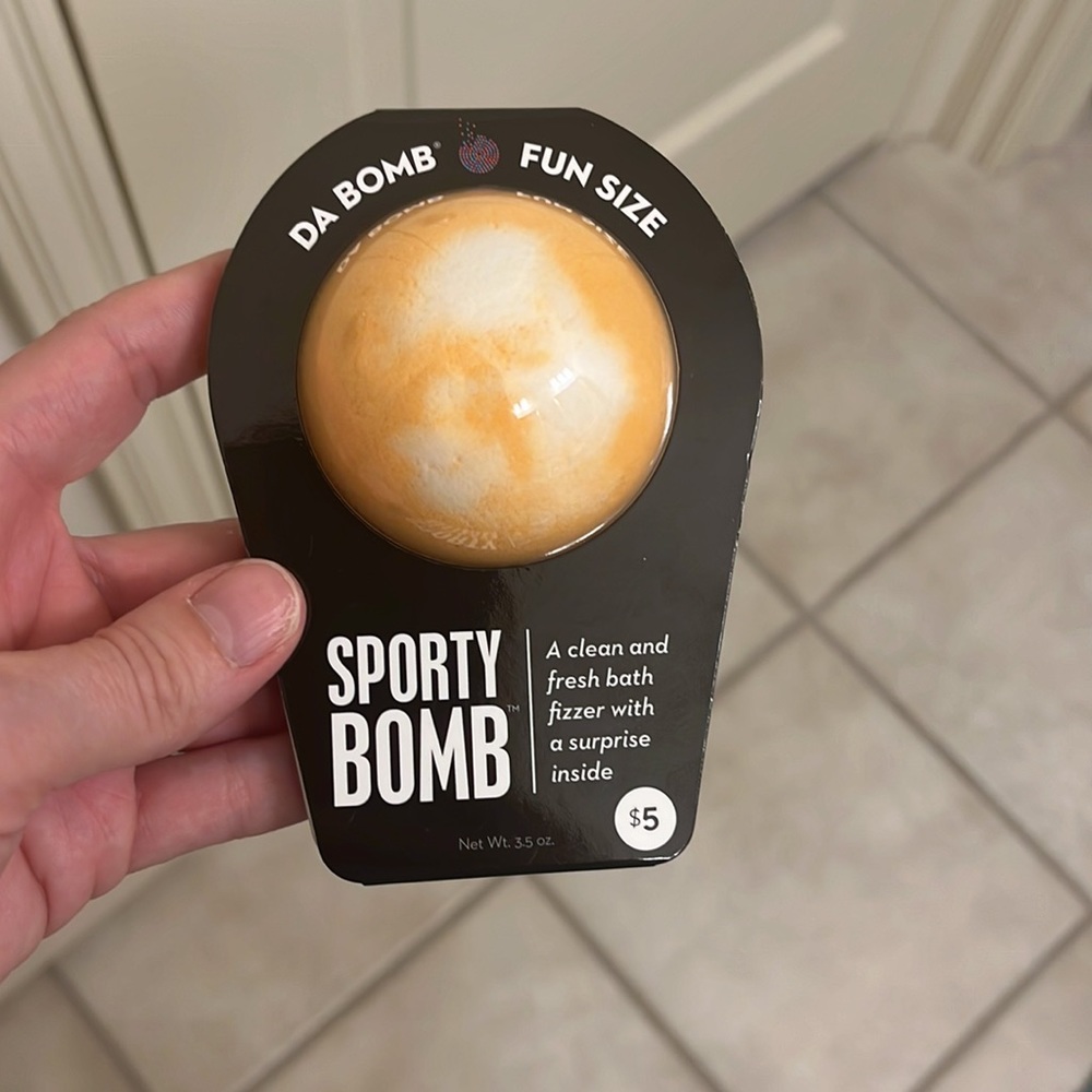 Assorted bath bombs! - Picture 4 of 4